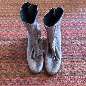 FREE PEOPLE GREY VELVET BOOTIES CHUNKY HEEL ZIP UP ANKLE